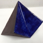 gres-noir-email-bleu-1,-12x12x18cm.jpg